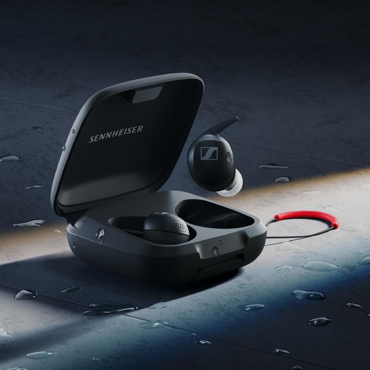 Sennheiser Momentum Sport TW | In-ear headphones - Wireless - Active noise reduction - Black-Audio Video Centrale